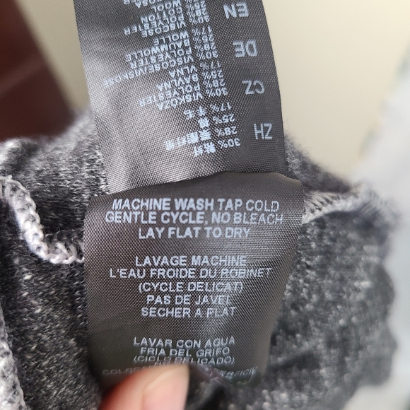 Kuhl Nova Wrap Cardigan Sweater Small grey viscose/wool blend open front pockets - Picture 15 of 15